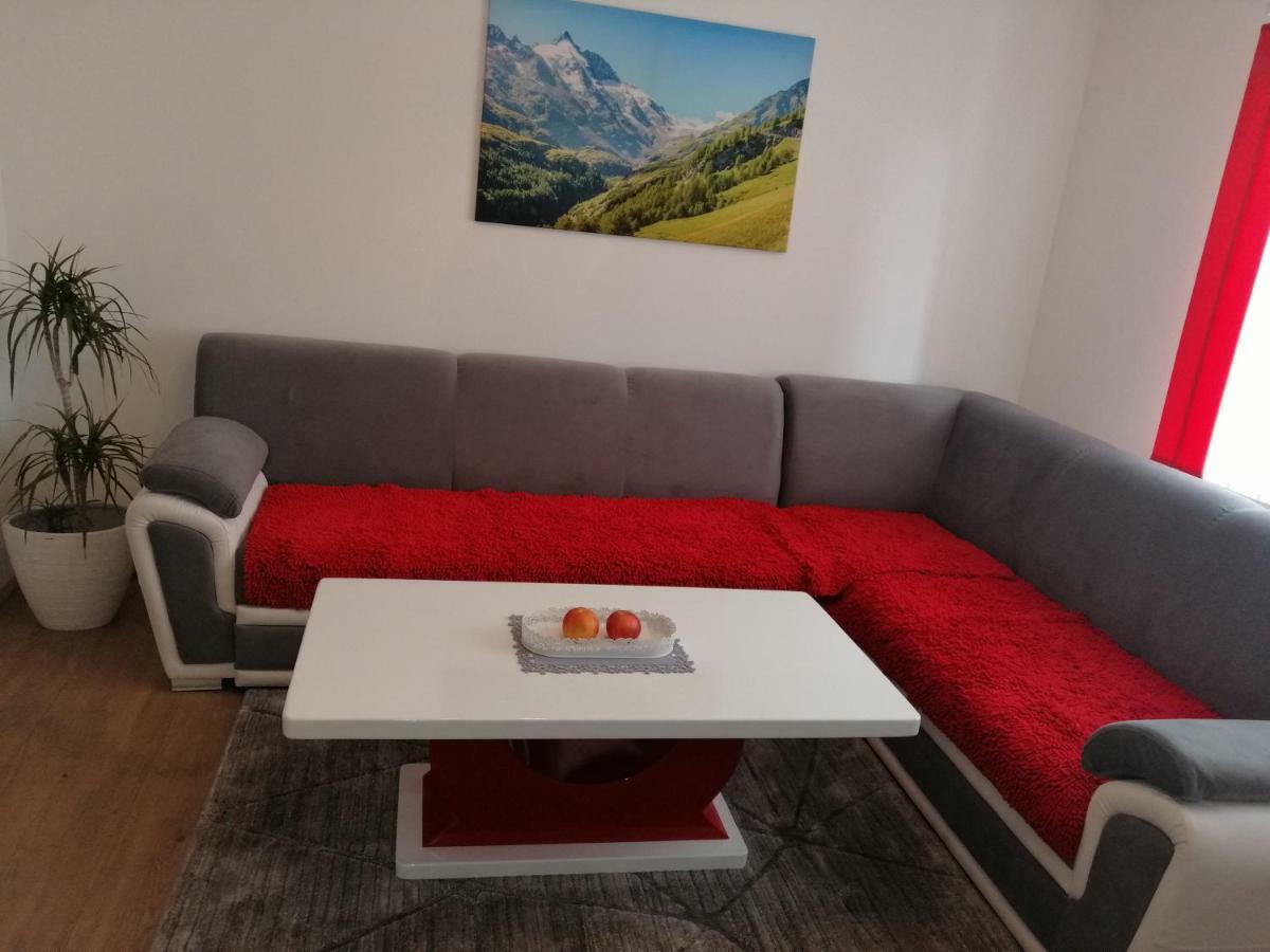 Cosy Apartment Road A6 Фужине Екстер'єр фото