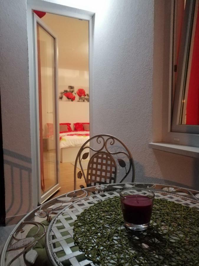 Cosy Apartment Road A6 Фужине Екстер'єр фото
